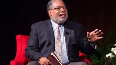 Lonnie Bunch