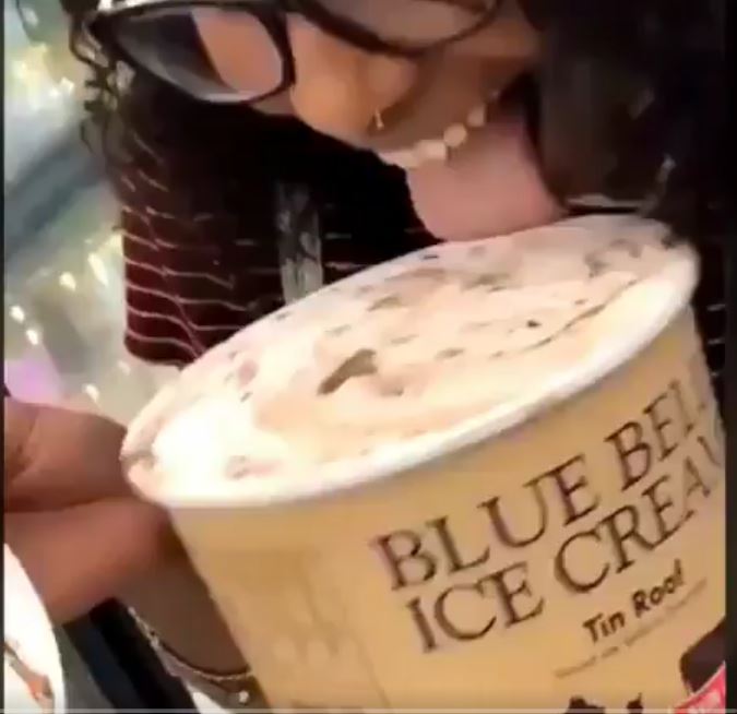 blue belle ice cream licker