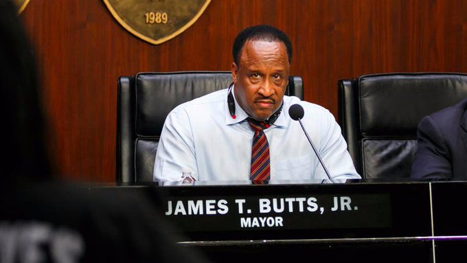 Inglewood Mayor James Butts