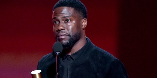 Kevin Hart reacts