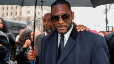 R. Kelly arrives at court