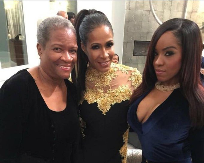 Shere&eacute; Whitfield