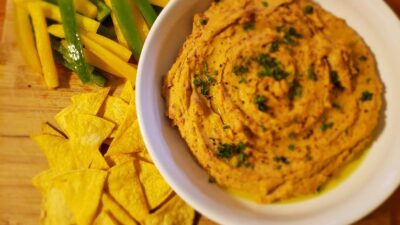 hummus wide shot