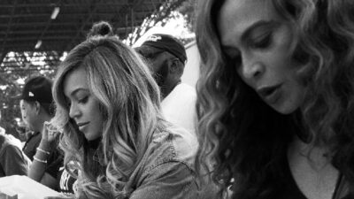 Beyonce & Tina - serving meals1