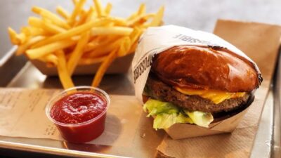 Impossible_Burger_-_Gotts_Roadside-_2018_-_Stierch-scaled-2