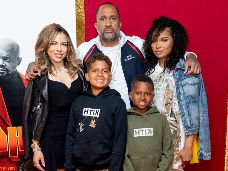Kenya Barris and his wife and kids