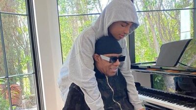 stevie wonder & son - piano - 70th b-day (Instagram)