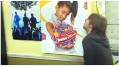 Shane Dawson pretending to mastrbate over a picture of 11 year old Willow Smith