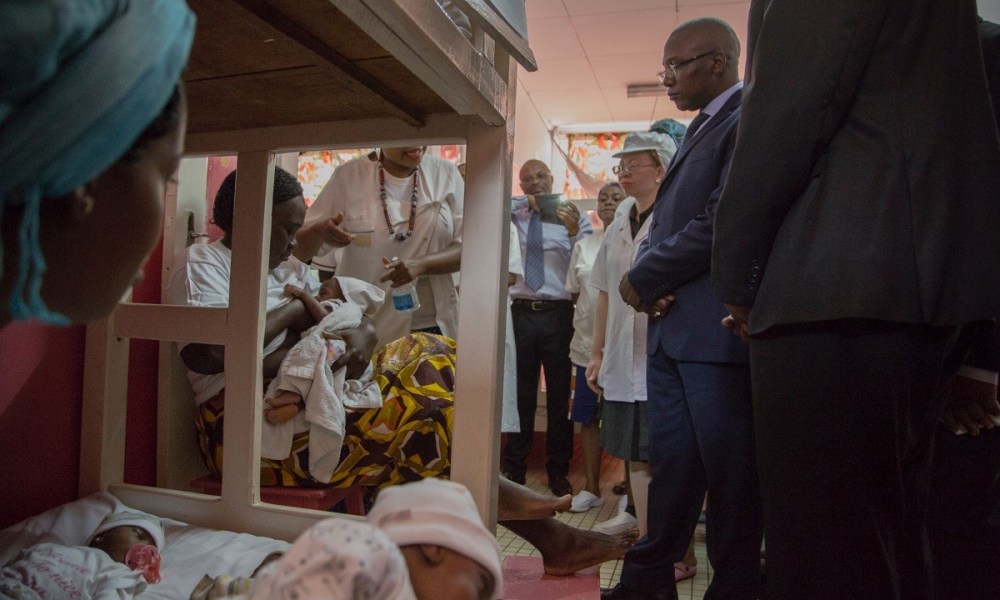 Medics-attend-on-newborns-at-the-Yaounde-Central-Hospital-on-April-13-2020Photo-Courtesy_-Daniel-Olomo