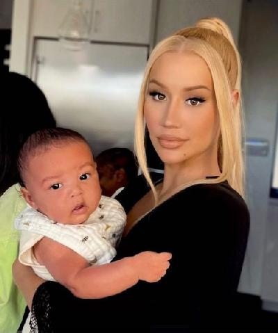 Iggy Azalea Shares Photos of Son Onyx After Split From Playboi Carti
