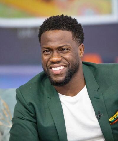 Kevin Hart smiling