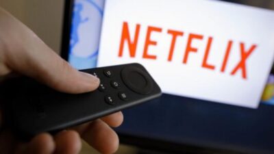 Netflix-and-remote