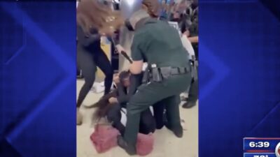 Women brawl at Fort Lauderdale Airport