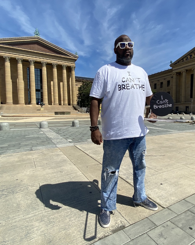 Jeff Bradshaw - I Can't Breathe tshirt in Philly - IMG_1967