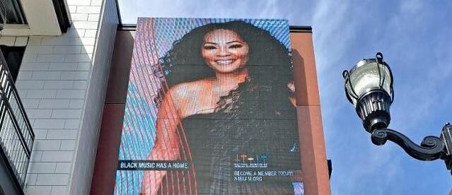 Jody Watley Takes Center Stage on Digital Billboard at National Museum of African American Music in Nashville / LOOK! - Vimarsana News