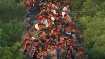 The Hispanic child migrants desperate to reach America - YOUTUBE
