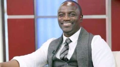 singer AKON
