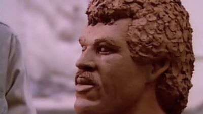 Lionel Richie sculpture from "Hello" music video