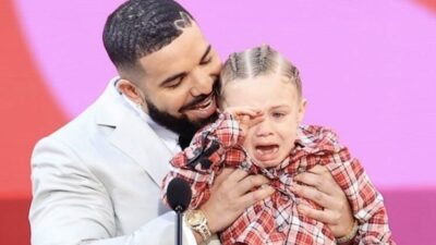 Drake and son Adonis at the BBMAs, May 23, 2021 (Christopher Polk/NBC/NBCU Photo Bank via Getty Images)