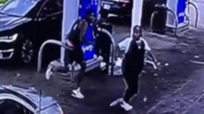 Detroit man gets chain snatched
