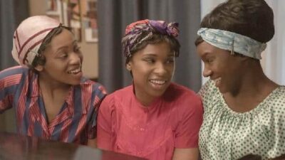 RESPECT - Hailey Kilgore -- Jennifer Hudson -- Saycon Sengbloh (Photo credit: Quantrell D. Colbert)