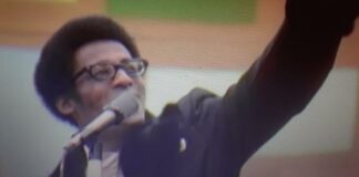 David Ruffin onstage at Summer of Soul Festival in Harlem / Screenshot from trailer