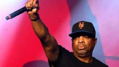 Chuck D (arm raised with mic) - Getty
