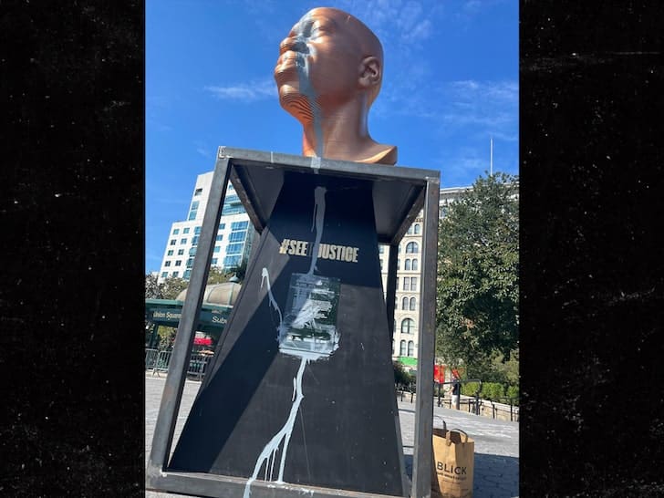 George Floyd Statue (vandalized) in Union Square (Shannon Ferry-Twitter)