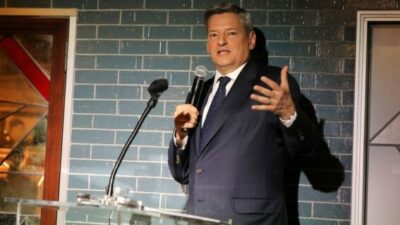 Ted+Sarandos+Ted+2020+Oscar+Nominee+Toast+6nRNgr9y-Kfx