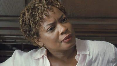 Aunjanue Ellis