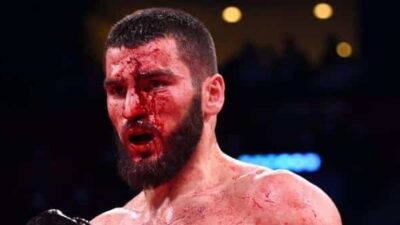 Artur Beterbiev (Zenger)