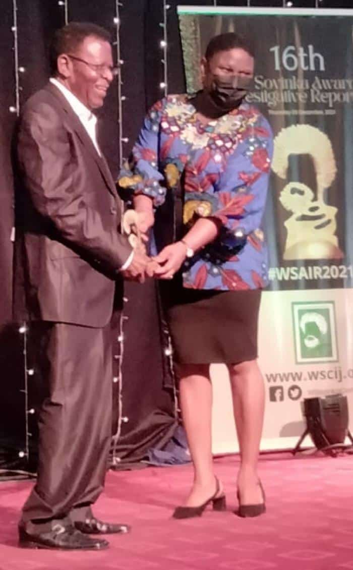 Josy Ajiboye receiving his Lifetime award at the Wole Soyinka Center for Investigative Journalism