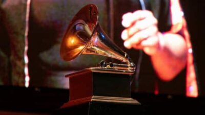 Grammy statue