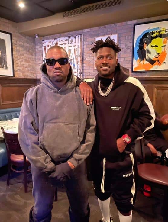 Kanye West - Antonio Brown - Twitter
