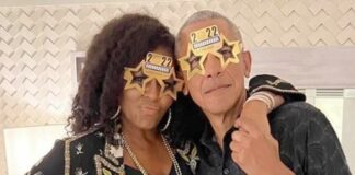 Michelle & Barack Obama kick off 2022 (Instagram)