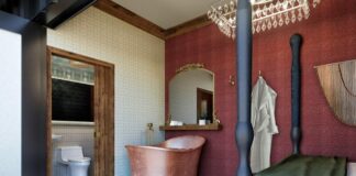 Tiny Escapes Hotel - The Luxe Suite /