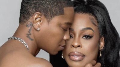 Jessica Betts & Niecy Nash (from Essence cover)
