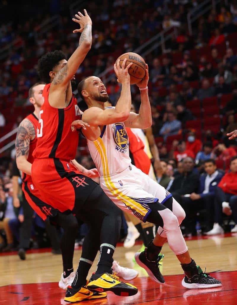 Steph Curry against Houston - GettyImages