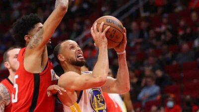 Steph Curry against Houston - GettyImages