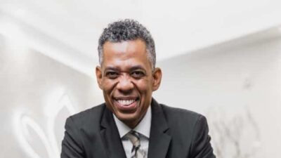 Dr. Steven Williams