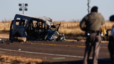 9 killed in Texas crash - screenshot