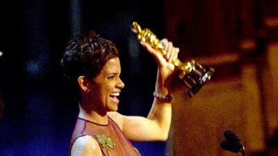 Halle Berry with 2002 Oscar (Getty)