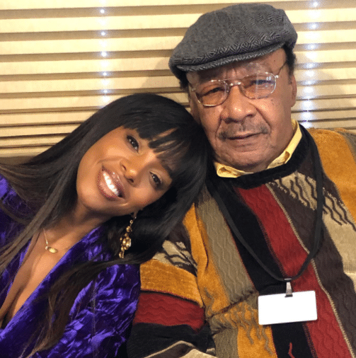 Kelly Rowland and her father 