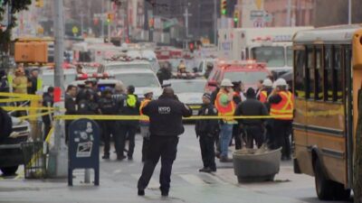 Brooklyn Subway Shooting1 (WCBS)