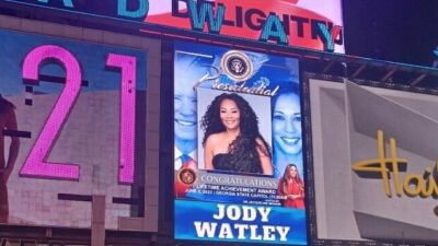 Jody Watley (Times Square)