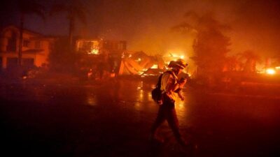 Laguna Niguel fire (Marcio J Sanchez-AP)