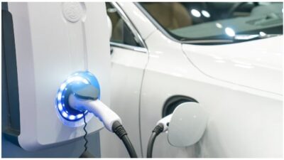 Sales of Electric Cars on the Rise in U.S.