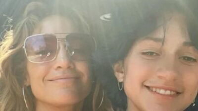 Jennifer Lopez & Emme - Instagram