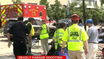 Highland Park ILL 4th of July mass shooting scene - screenshot