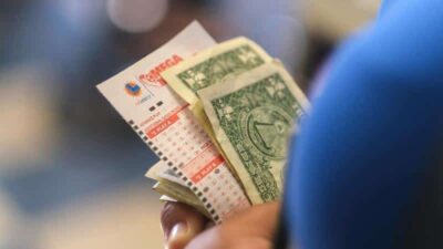 Mega Millions (Ringo Chiu-AP)